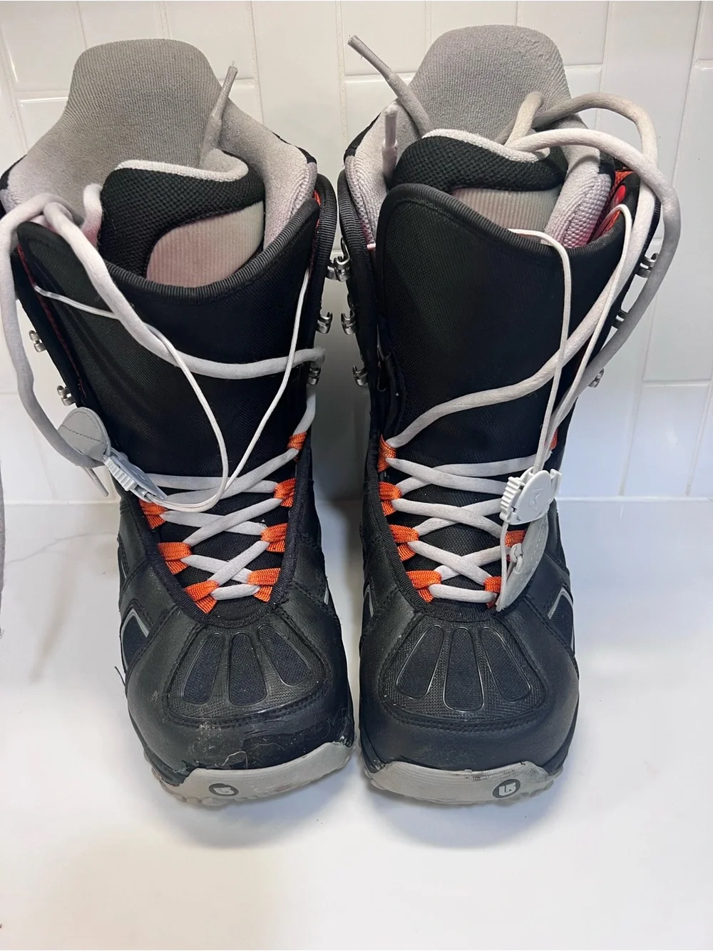 Burton Fader Matrix 2 Lace Snowboarding Boots Black/Grey/Orange Size Men's 8